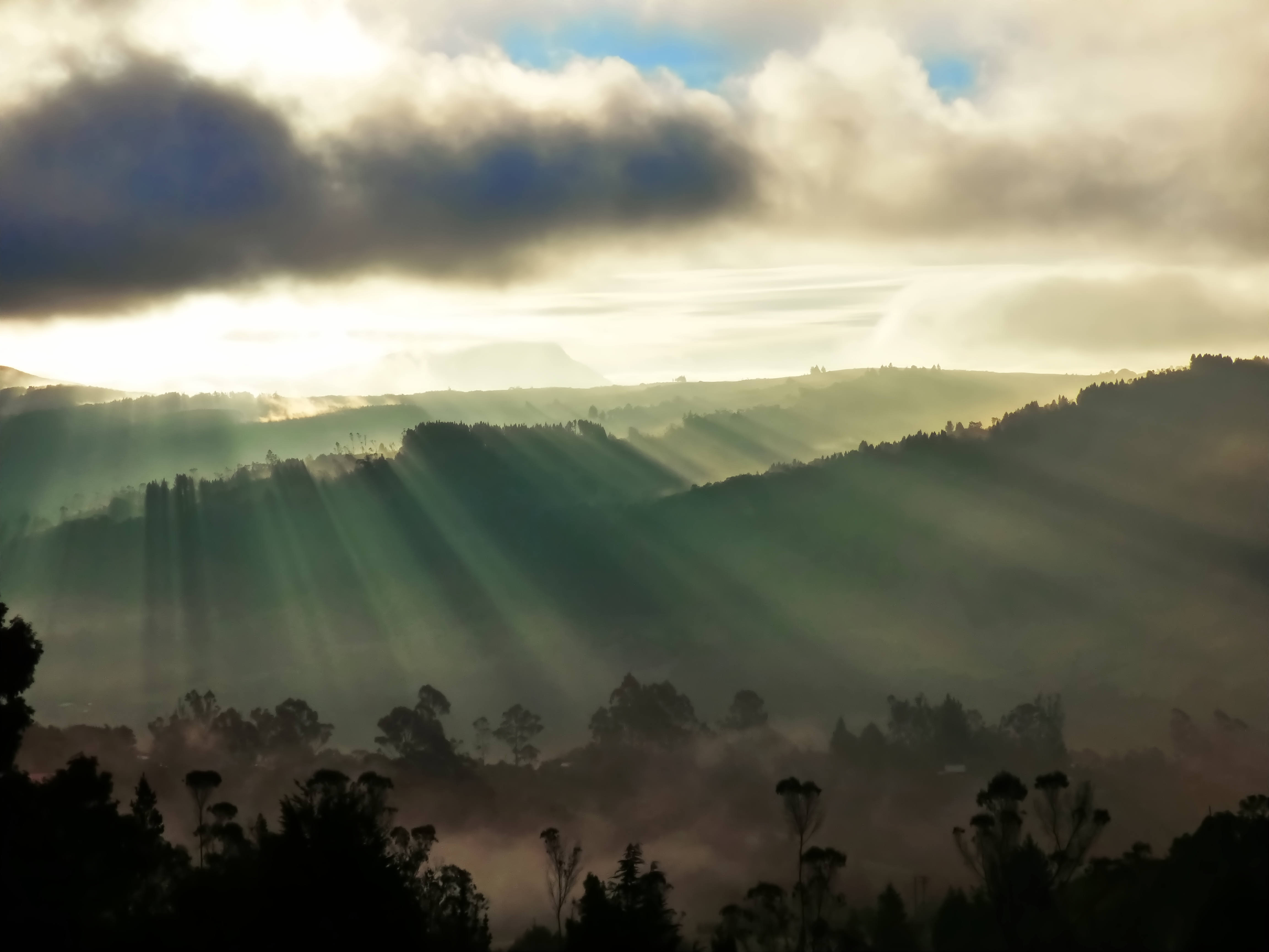 Horizonte Verjonita al amanecer